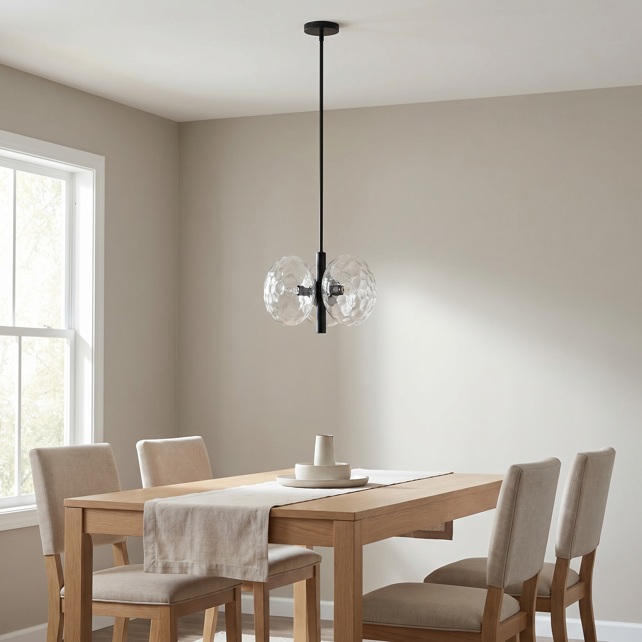 3LT Pendant, MB w/ Clear Hammered Glass