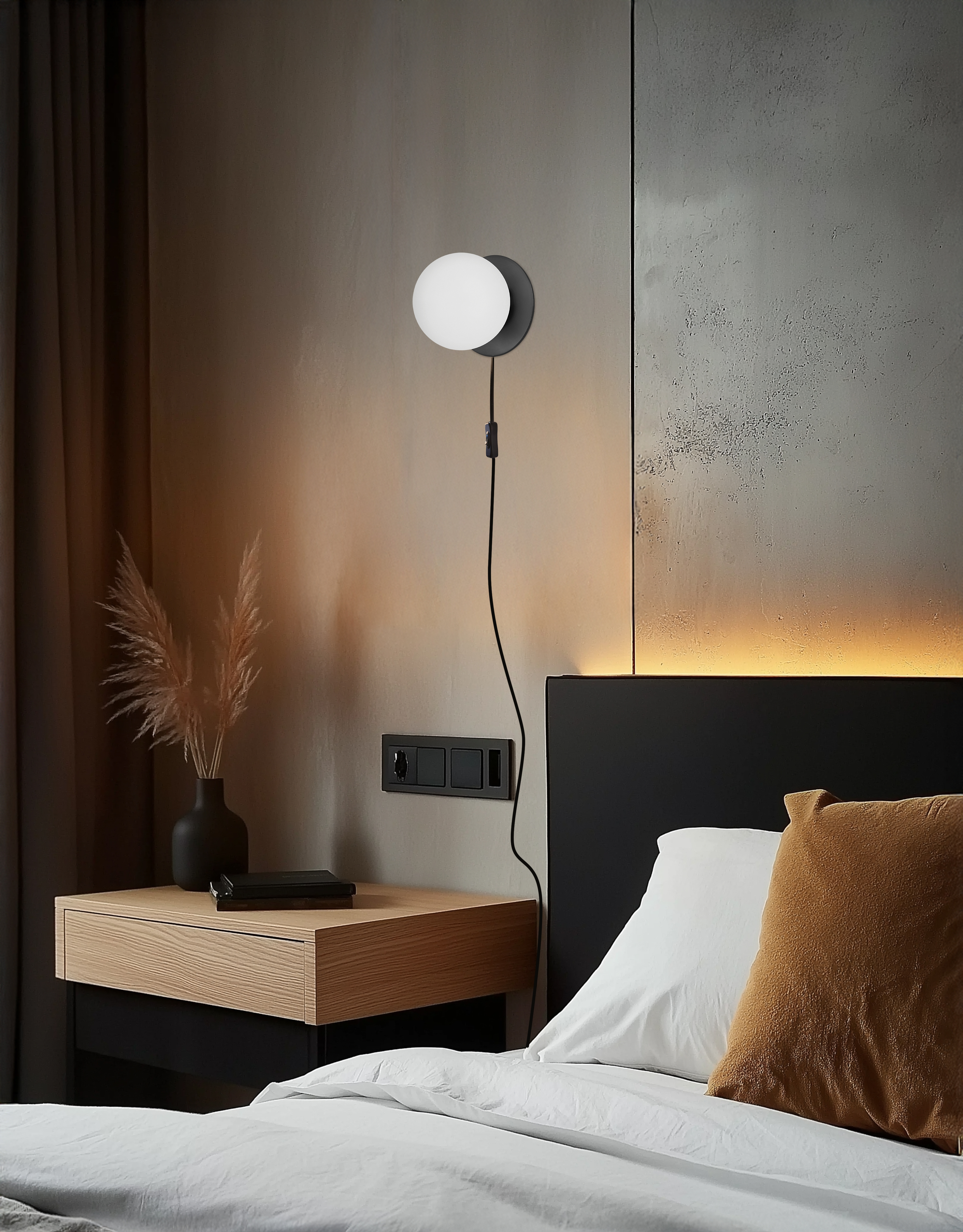 1LT Halogen Wall Lamp, MB w/ WH Glass